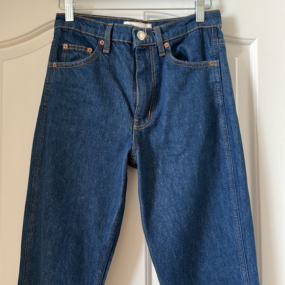 NWT Zara Dark Denim Straight Leg Jeans - Picture 2 of 5